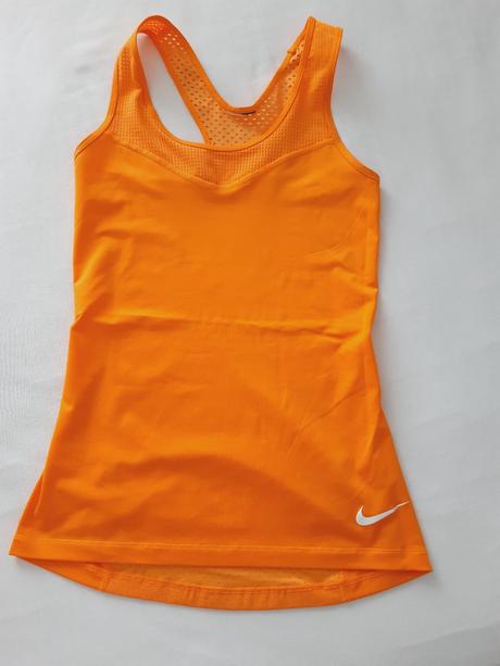 Športové tielko nike krikľavé, xs