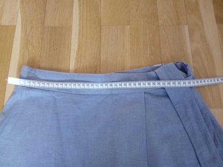 Sukňa raz oblečená, 38