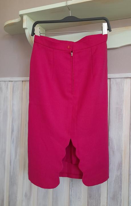 Sukňu cyklamenovej farby, xxl