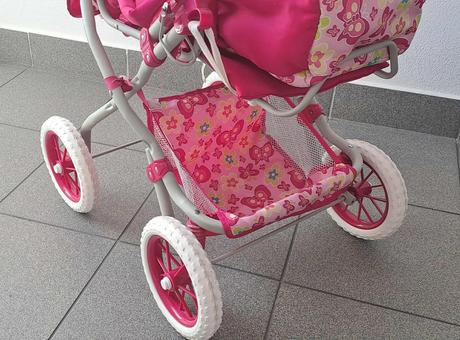 Kočík pre bábiky, 