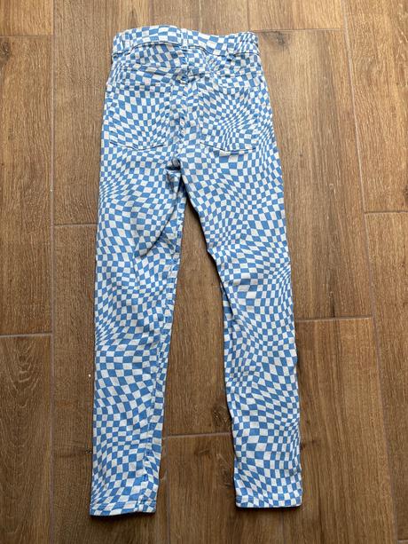 Kockovane rifle, bershka,34