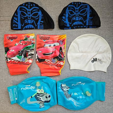 Detské plávacie pomôcky,