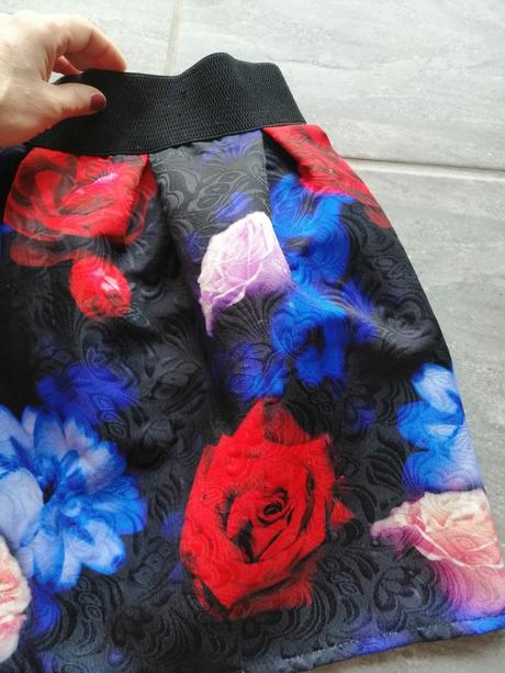 Kvetovaná žakárová sukňa v134-140,9-10r, 134