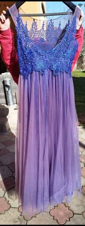 Spoločenské šaty, 44