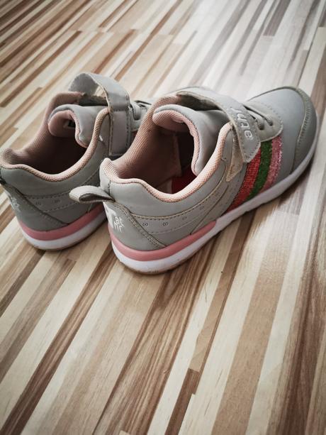 Tenisky, authority,34