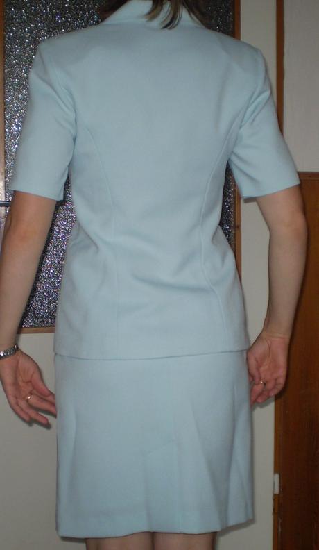 Svetlo modrý kostým 36, s