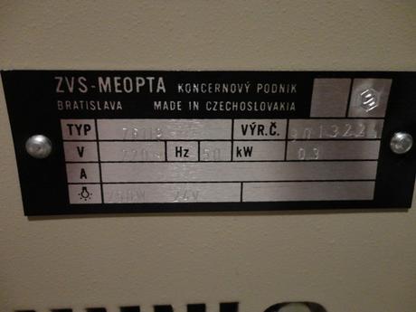 Premietačka na diapozitívy - 2 druhy, 