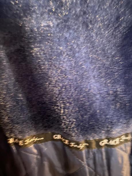 Predĺžená bunda, 42