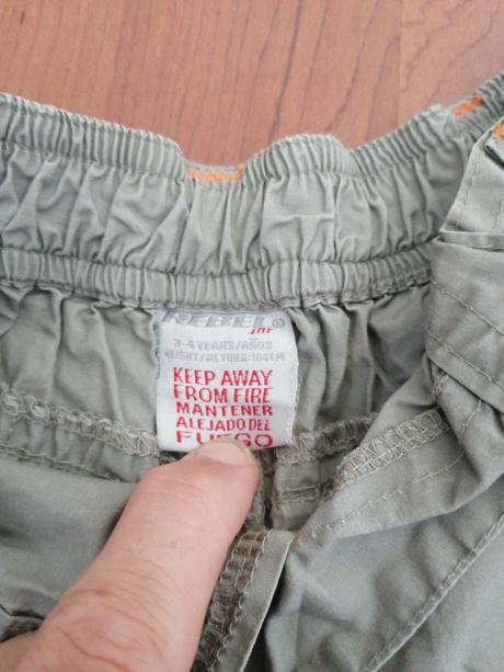 Letné nohavice, 104