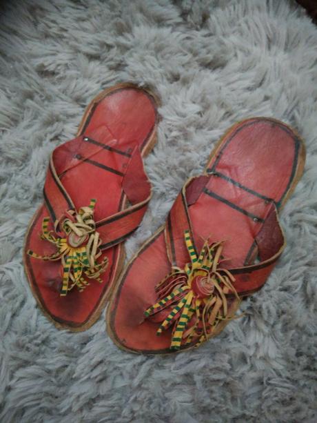 Letne kozene sandale/slapky/zabky, 37