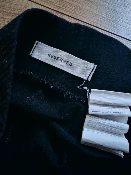 Klasické krátke legíny, reserved,s
