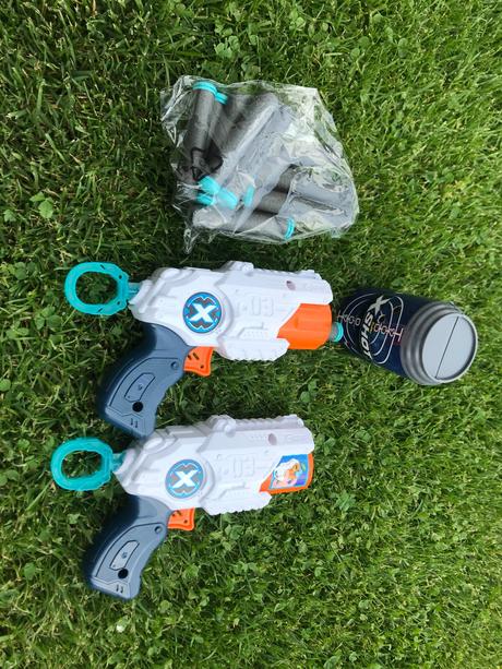 Zbrane - x shot zuru,