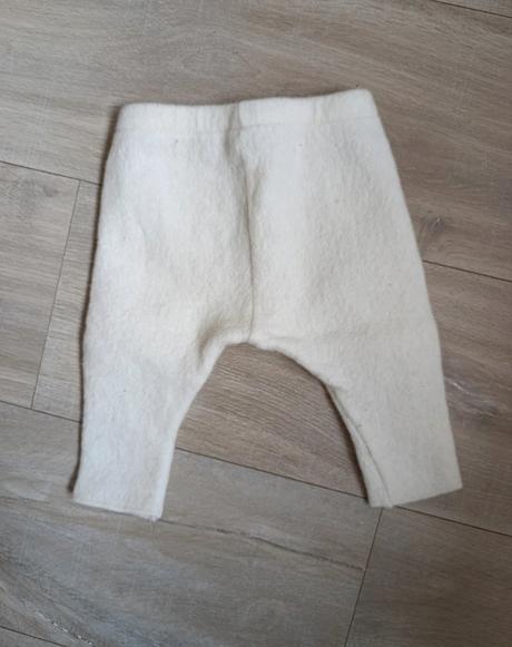 Vlnené nohavice pre bábätko, 62