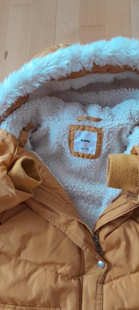 Bunda zimna predlžena 7-8 r, sinsay,122