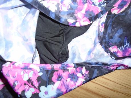 Super kratasy 44/46, next,44