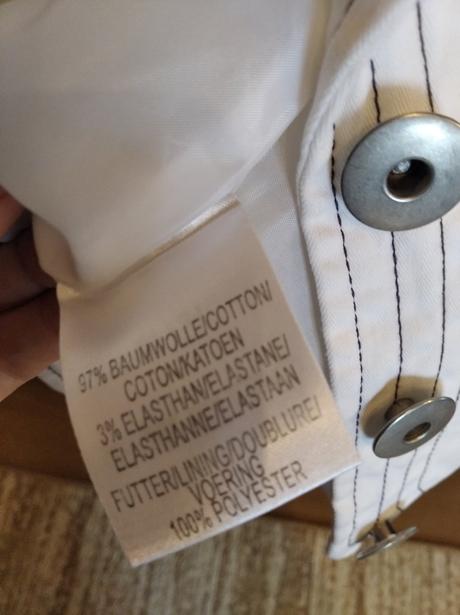 Biele rifľové sako, 36