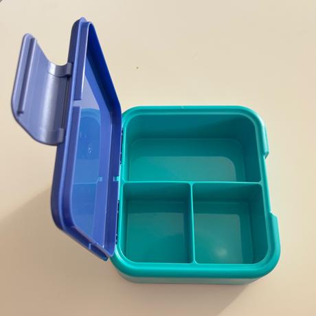 Quokka twist, delený plastový box na jedlo space,