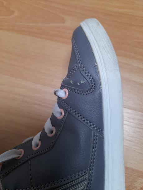 Prechodne topanocky w. 34, 28