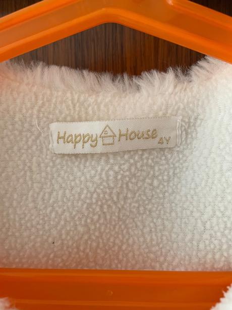 Dievčenská vestička, 104