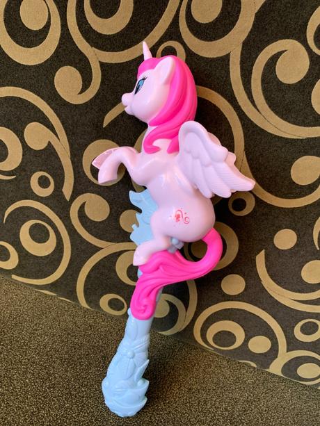 "žezlo" jednorožec,