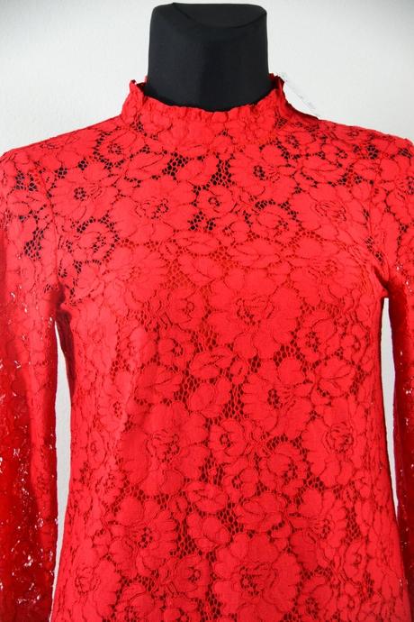 Dámske elegantné šaty s čipkou, 36