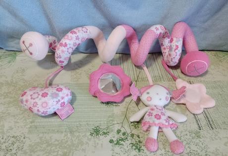 Špirála na kočík, autosedačku - bábika, redkite, 