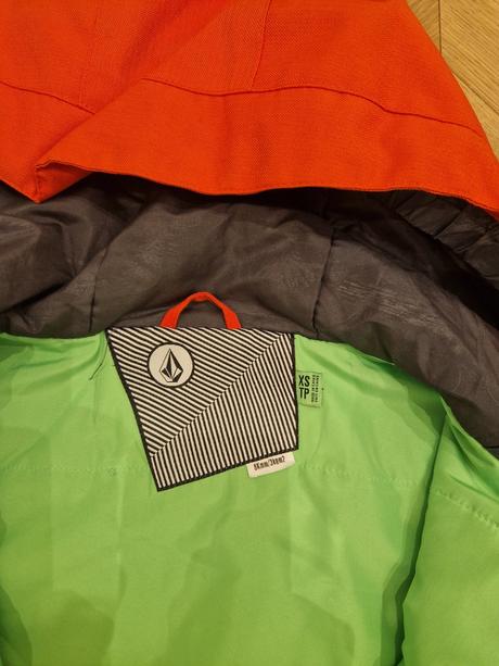 Volcom lyžiarska /zimná bunda 6r, 128