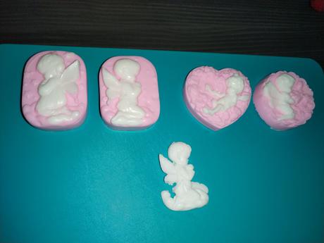 Ružové mydielka, vhodné ako darček,