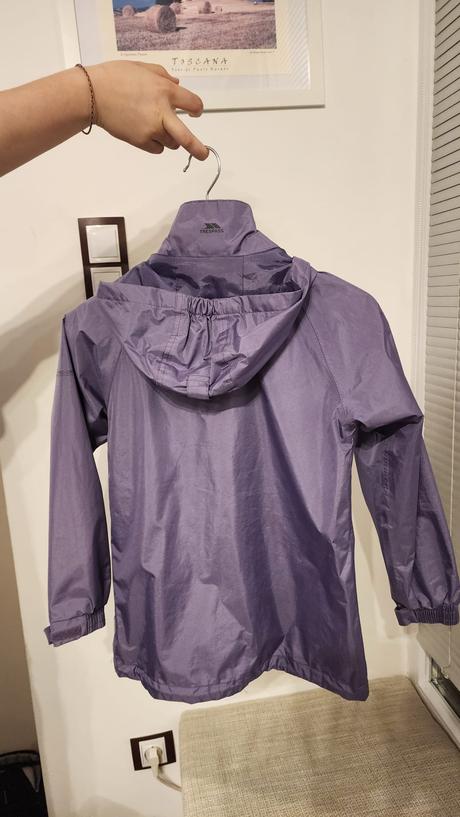 Bunda treková ľahká nepremokavá 9/10 rokov trespas, 134