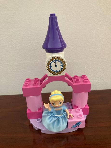Lego - duplo popoluška s kočom, 