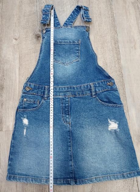 Rifľové šaty na traky, 140