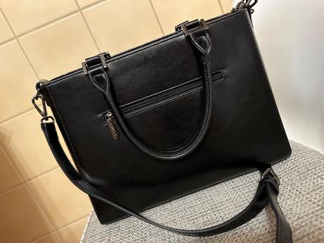 Kožená kabelka etimeé,