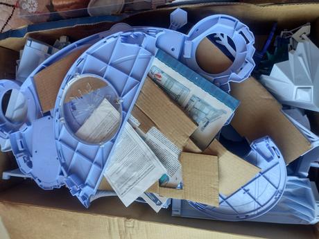 Frozen babika a zámok, 