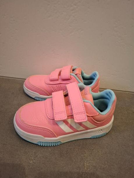 Nove tenisky 25, adidas,25