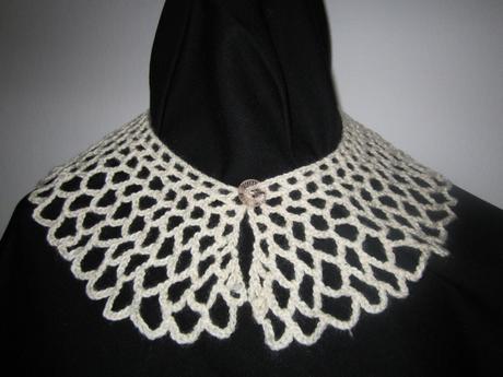 1665. háčkovaný golier, 