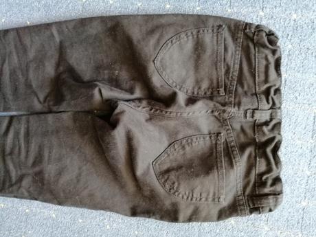 Nohavice so srdieckami, h&m,122