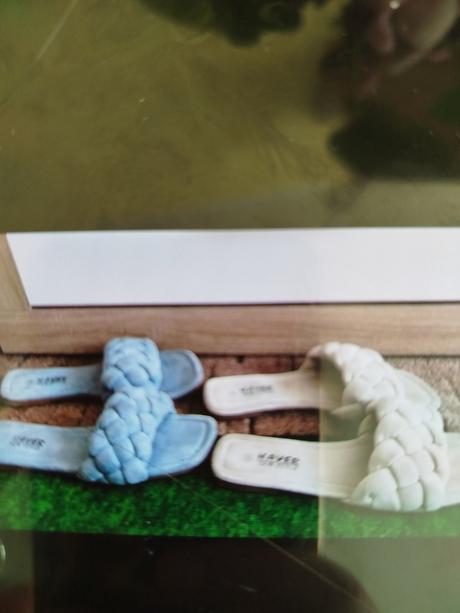 2x šľapky - veľkosť 39, 39