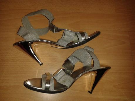 Strieborne sandalky, 37