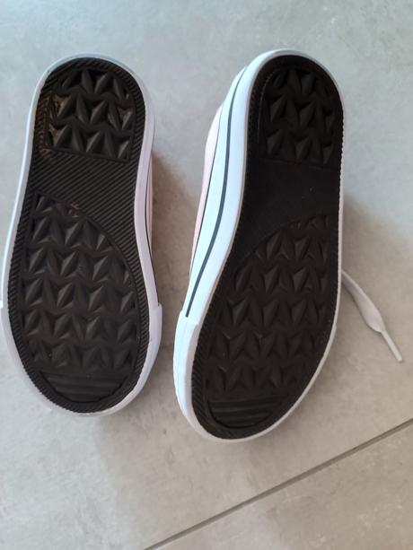 Plátenky, sinsay,30