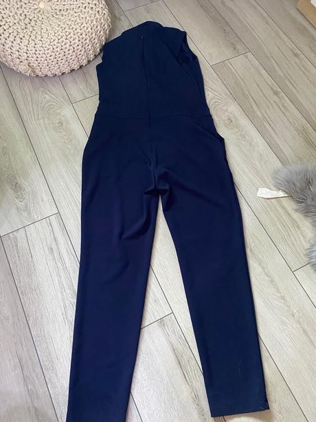 Nohavicový overal, 42