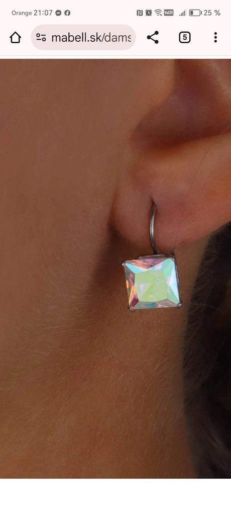 Náušnice chirurgická oceľ, menivé kamienky, 