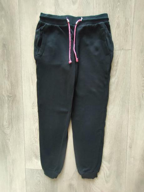 Dámske tepláky, veľ. xs (na cca 158 cm), xs