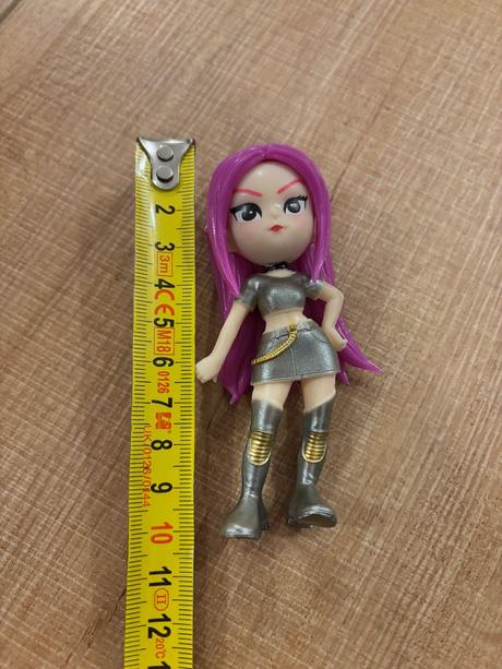 Figurky kpop huntrix, 