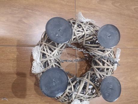 Svietnik na zavesenie, 