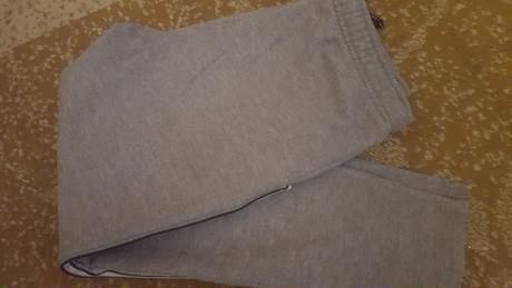 Zachovalé tepláčky, terranova,140