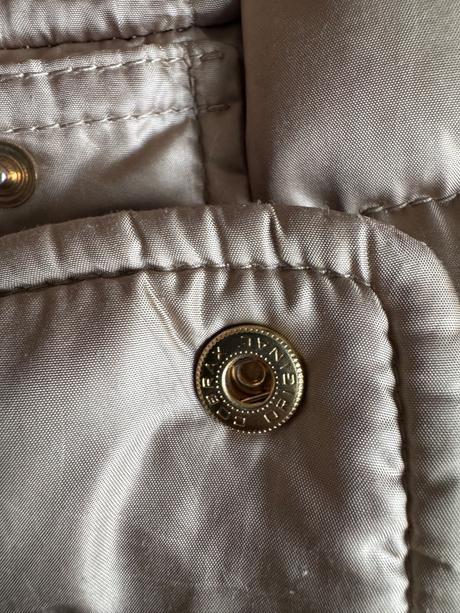 Fay luxusná bunda s kačacim perím v zlatej farbe m, m