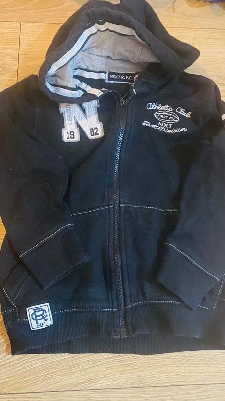 Balik detskych mikin, 104–116