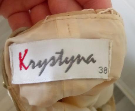 Spoločenské šaty, 38