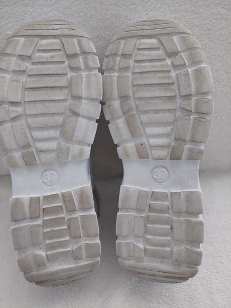 Dievčenské ľahunké tenisky, 37