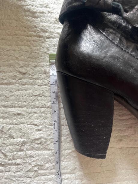 Kotnikove kožené topánky, 36